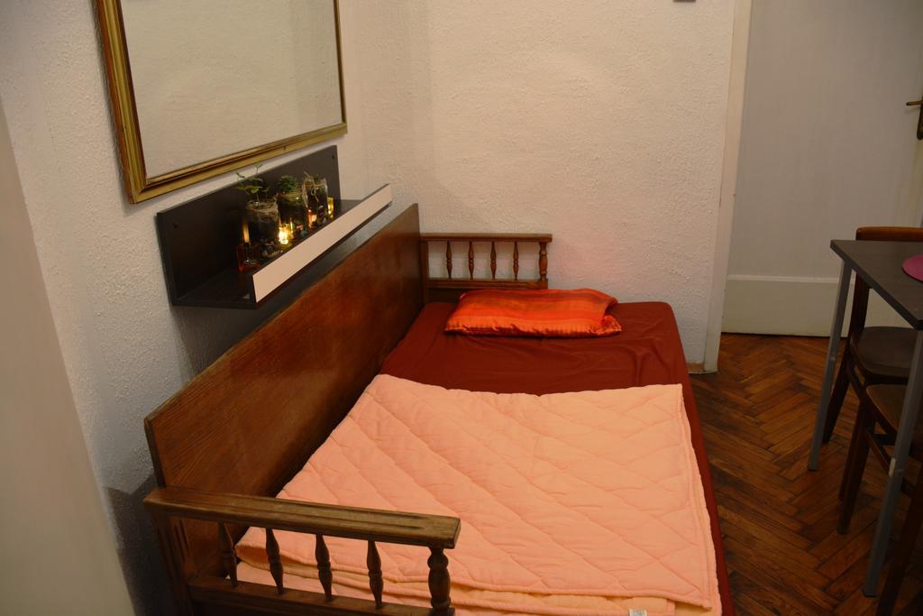 Cozy Downtown Apartment Beograd Bagian luar foto