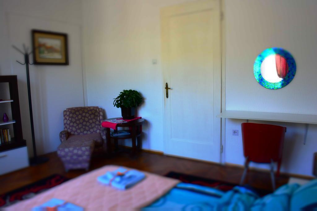 Cozy Downtown Apartment Beograd Bagian luar foto